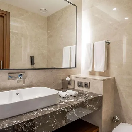 金角湾克拉丽奥酒店 酒店 5*